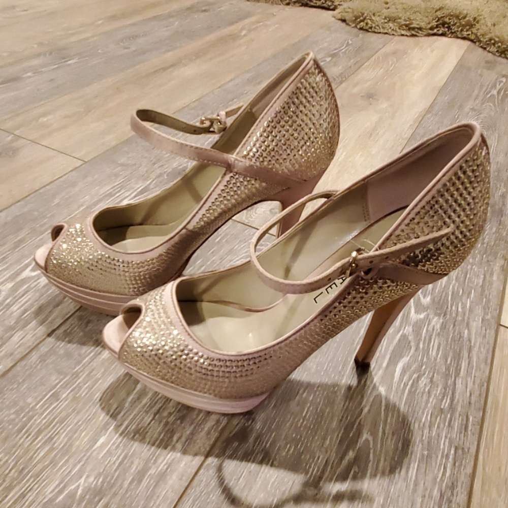 Ladies Shoes✔❣6.5